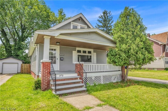 Building Photo - 13722 Saybrook Ave