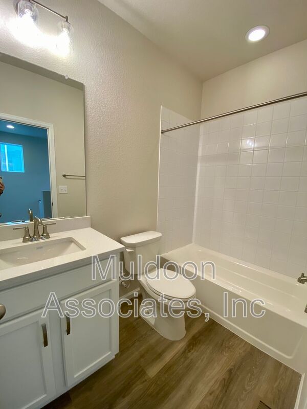 Building Photo - 8739 Scarborough Dr