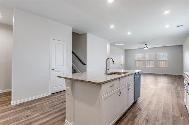 Building Photo - 309 Mohan Dr