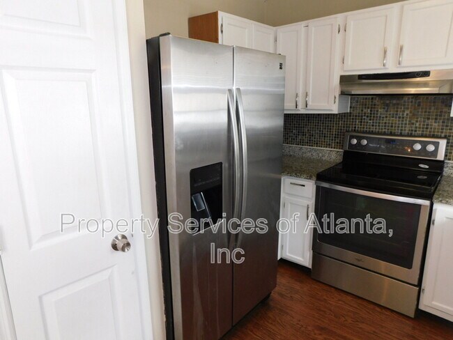 Building Photo - 192 High Creek Dr