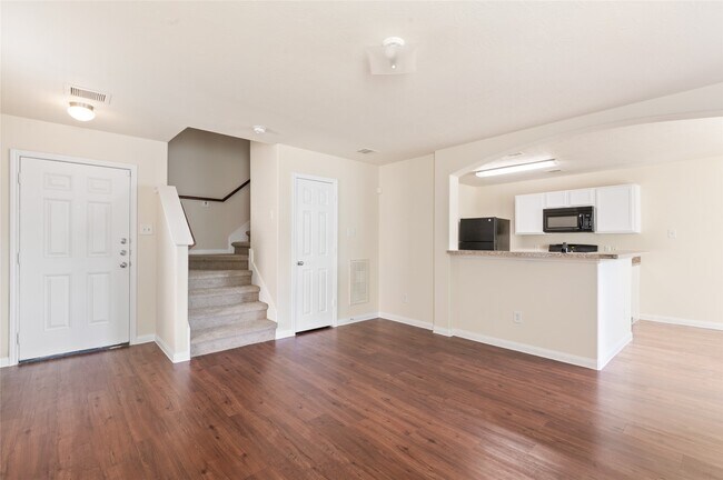 Building Photo - 15606 Kiplands Bend Dr