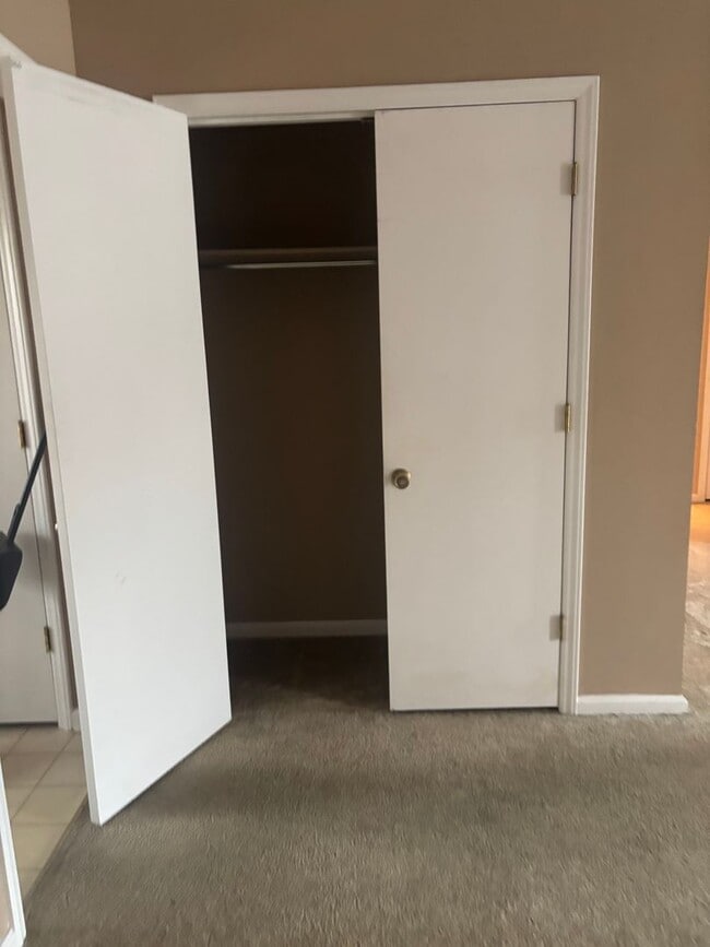 Building Photo - 744 Colony Pl