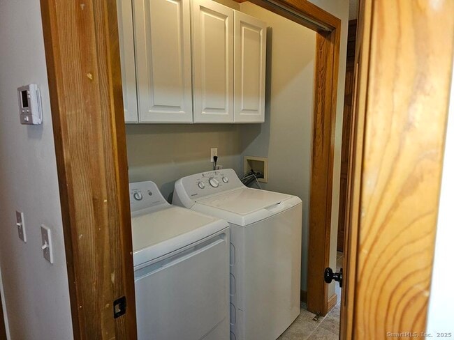 Building Photo - 698 Leetes Island Rd