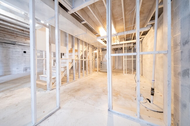 Building Photo - 14770 81st Ave N