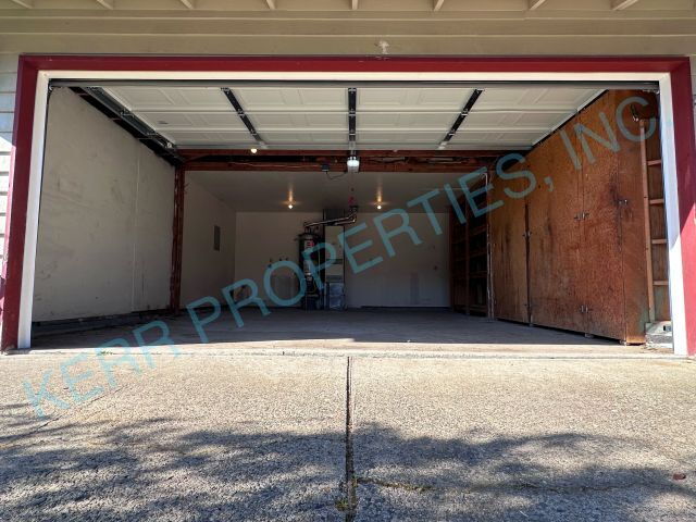 Building Photo - FREE RENT! Charming 3-Bed Oasis with 2 Full Baths in Gresham – Perfectly Cozy at 1088 Sq Ft!