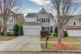 Building Photo - 2206 Worrall Hill Dr