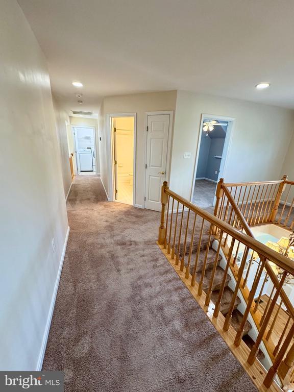 Building Photo - 805 Winterberry Dr