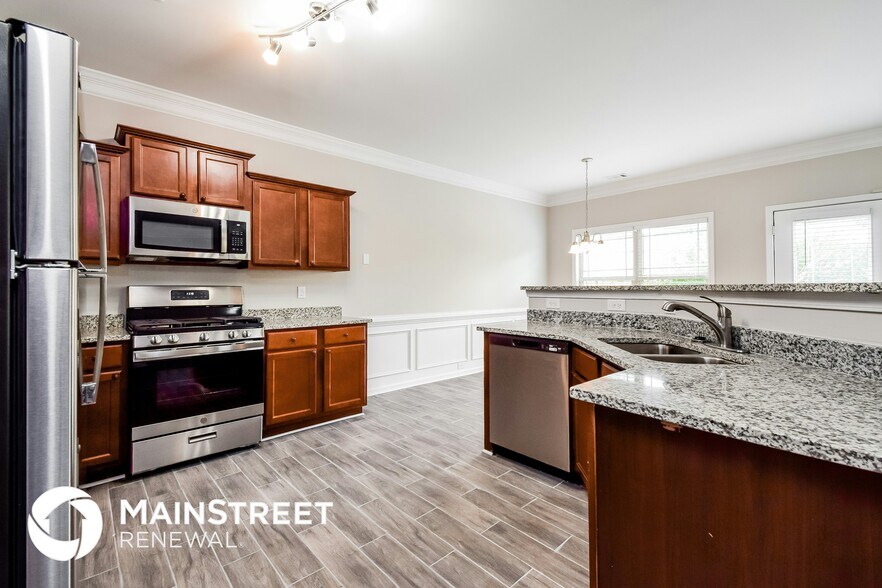 Building Photo - 1605 Chattahoochee Ct