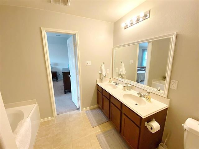 Building Photo - 613 Rio Bravo Dr
