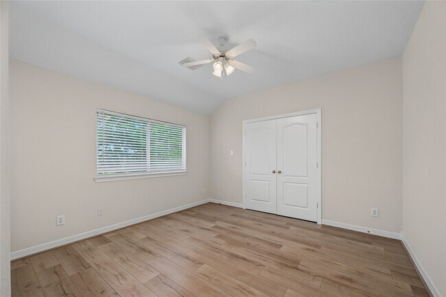 Building Photo - 5807 Bayberry Way