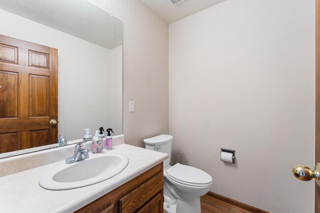 Building Photo - 12540 W 86th Ave