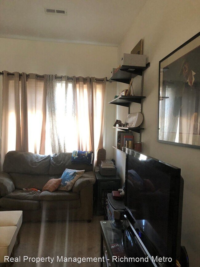 Building Photo - 1300 McDonough St