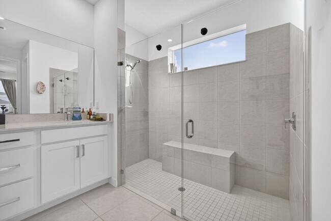 Building Photo - 1543 Stockbridge St