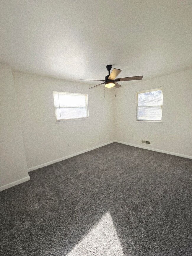 Building Photo - Renovated 3-Bedroom, 1-Bathroom Home in Beechfield