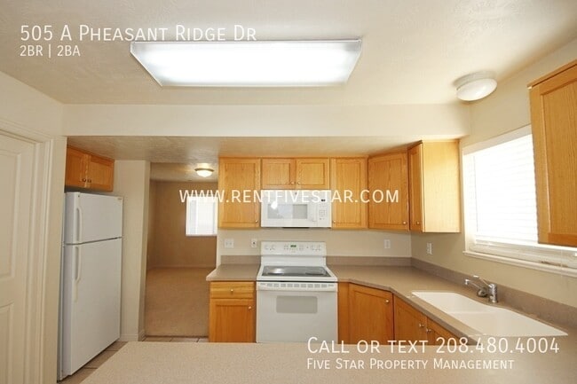 Building Photo - 505 Pheasant Ridge Dr