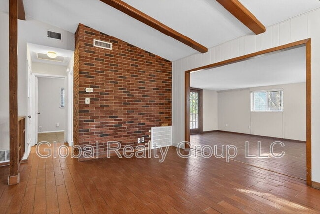 Building Photo - 4022 Ramsgate St