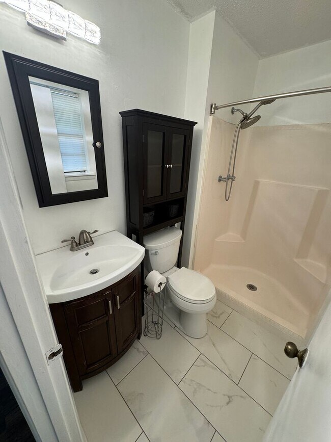 Building Photo - Available July!