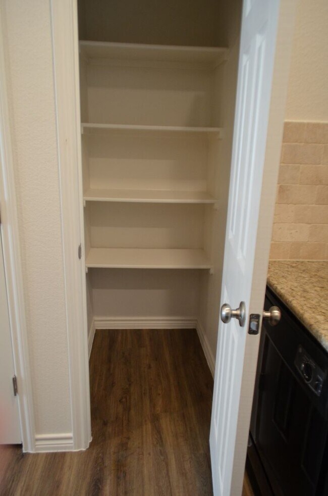 Building Photo - 916 Industrial Ave