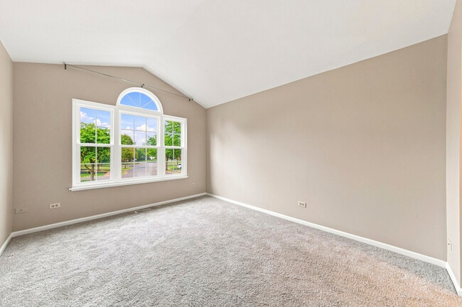 Building Photo - 24 Cedar Grove Ct