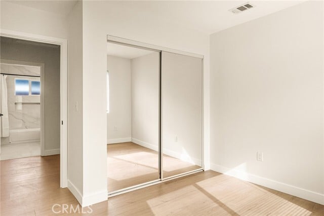 Building Photo - 11920 Laurel Ave