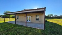 Building Photo - 1701 Co Rd 113
