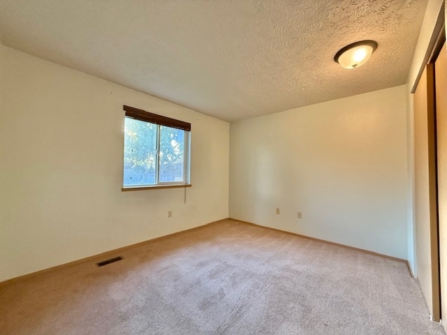 Building Photo - 950 E Calkins Dr