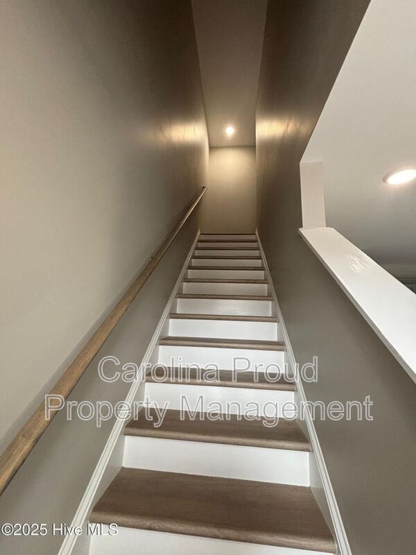 Building Photo - 1238A Masters Ln