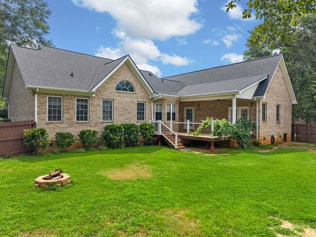 Building Photo - 708 Symmetry Ct