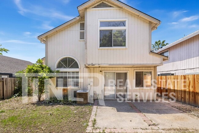 Building Photo - 8242 Scrub Oak Way