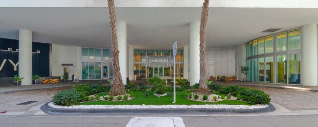 Building Photo - 90 SW 3rd St