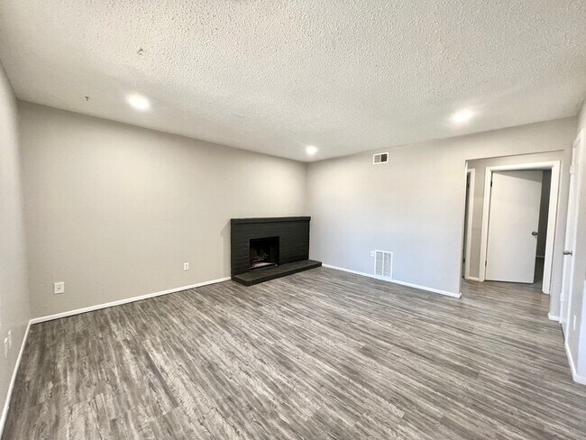 Building Photo - 3110 Salisbury Ave