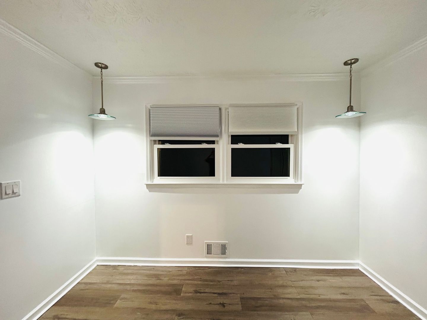 Building Photo - 2664 Abington Dr SW