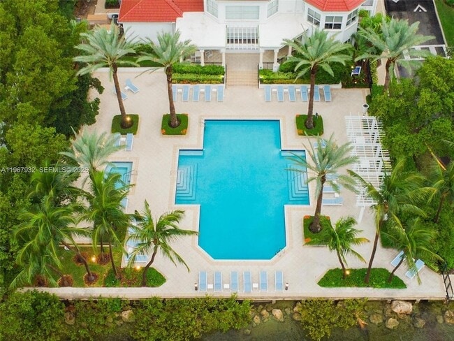 Building Photo - 3145 NE 184th St