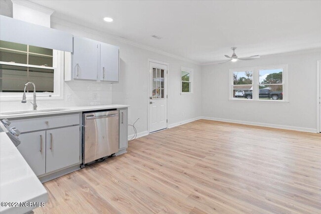 Building Photo - ADORABLE 3 BR | 1 BA Home in Dudley | Fully Renovated and Move-In Ready!