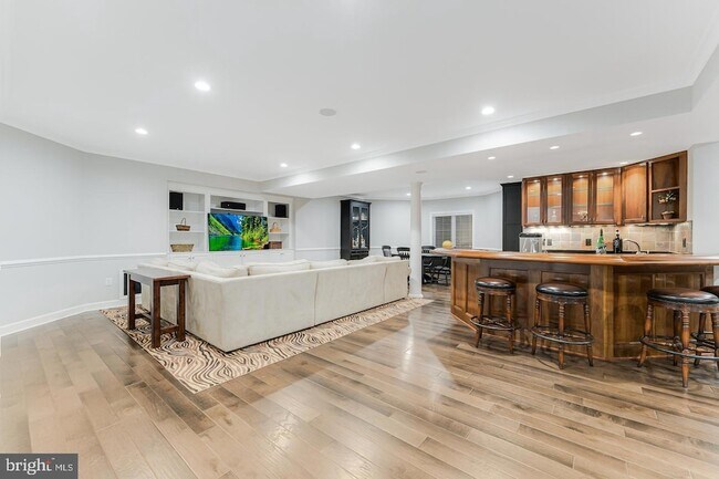 Building Photo - 7814 Crownhurst Ct