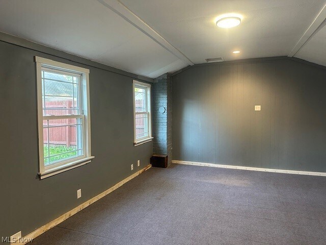 Building Photo - 354 Victor Ave