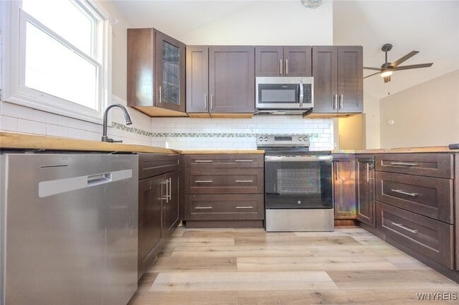 Building Photo - 3487 Rhode Island Ave