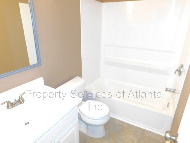 Building Photo - 1795 Devon Dr