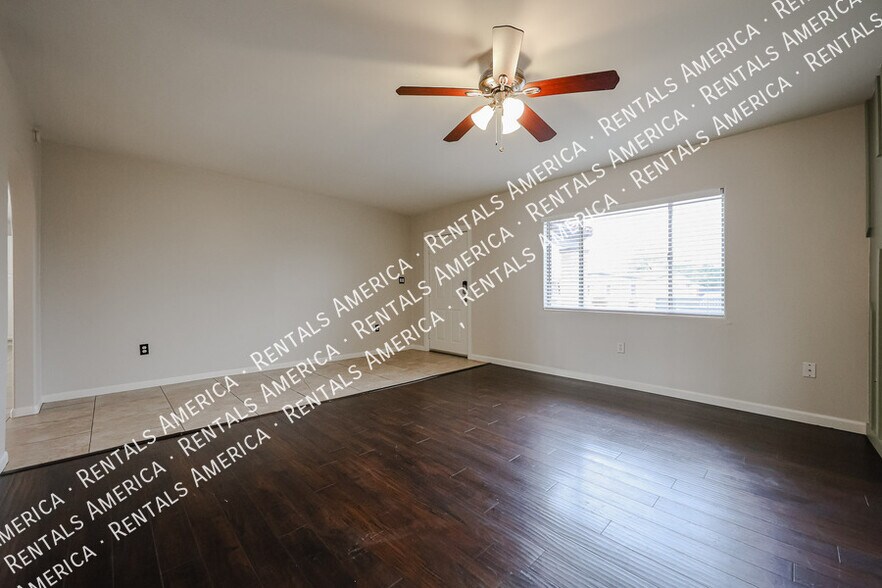 Building Photo - 1713 W Oraibi Dr