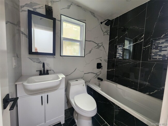 Building Photo - 330 Taylor Ave