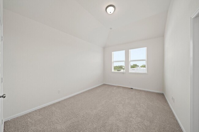 Building Photo - 13305 Moncloa Dr