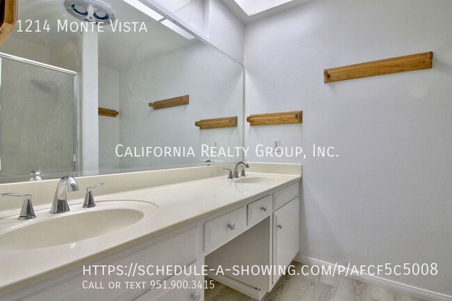 Building Photo - 1214 Monte Vista Dr