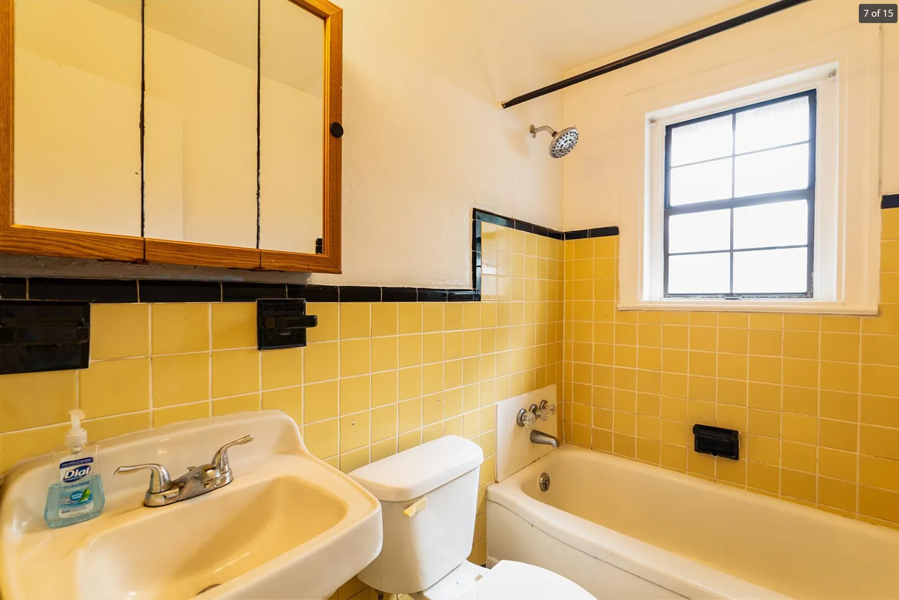 Building Photo - 1009 NW 11th Ave