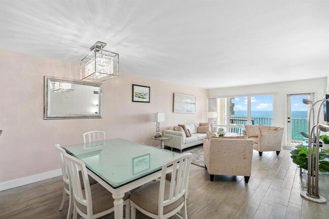 Building Photo - 750 N Ocean Blvd