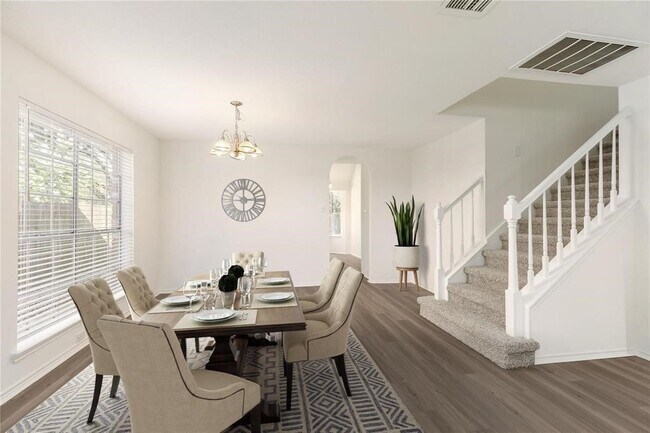 Building Photo - 9410 Calwood Cir