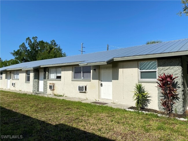 Primary Photo - 3215 Jeffcott St