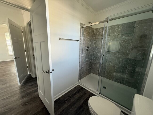 Building Photo - 7511 Westwood Dr