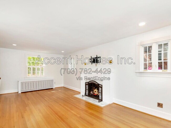 Building Photo - 4723 16th St N