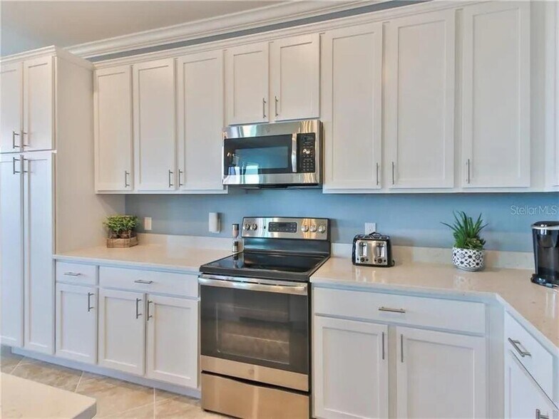 Building Photo - 850 Tidewater Shores Loop