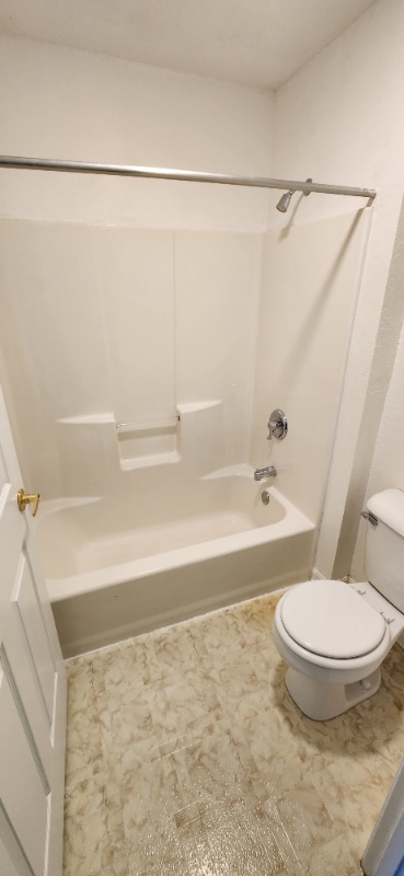 Building Photo - 10085 W Lisbon Ave